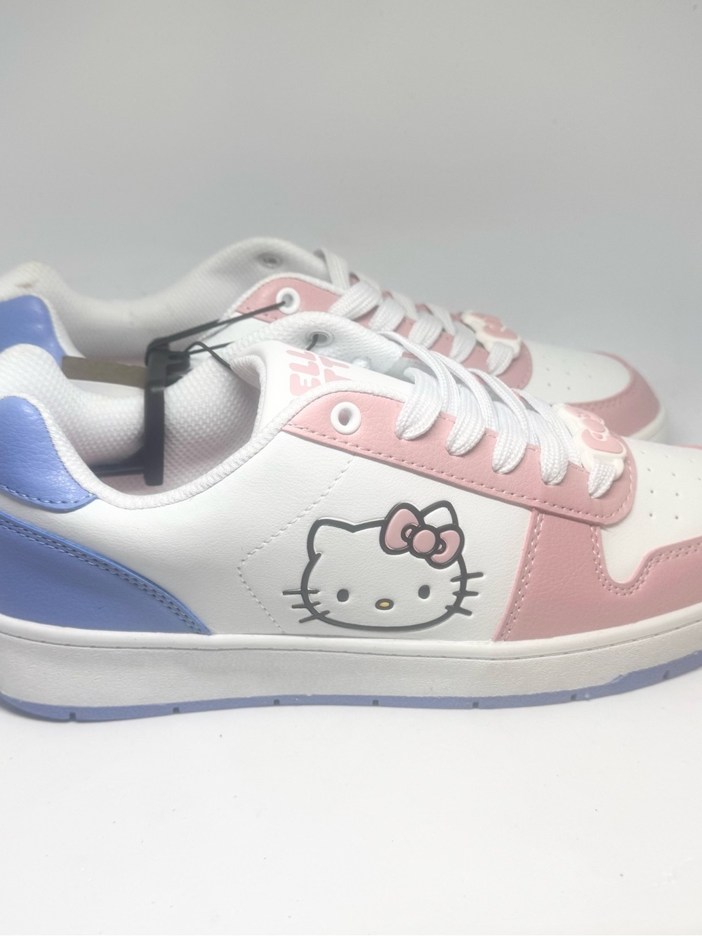 Hello Kitty® Women's Pink & Blue Casual Court Sneakers